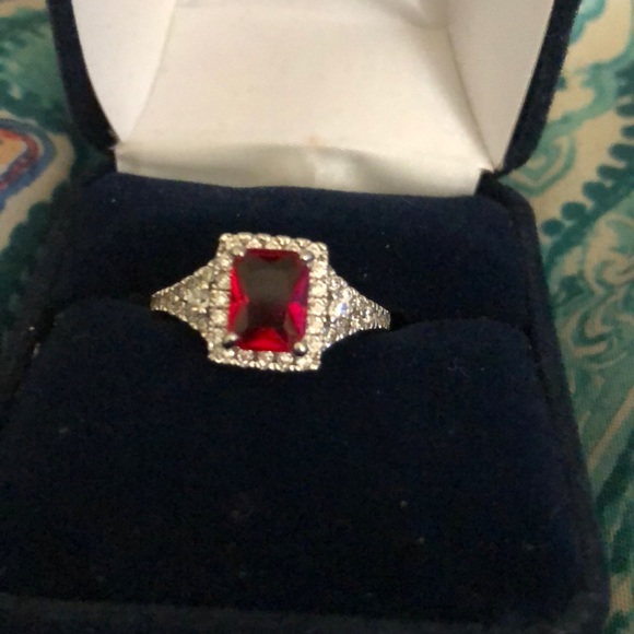 Sterling silver ring - Picture 1 of 1